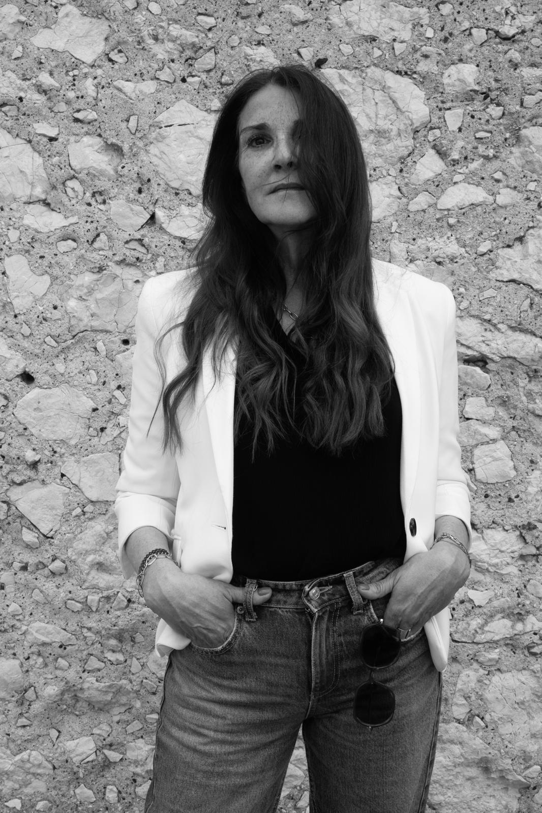 Portrait en noir et blanc d'Iphigénie Soldatos, architecte DPLG