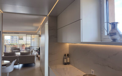 Comment aménager un espace nuit fonctionnel lors d’une rénovation de studio à Paris ?