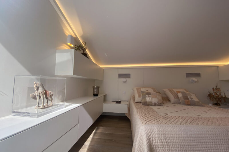 Quelle surface minimale permet une rénovation de studio à Paris conforme aux normes ?