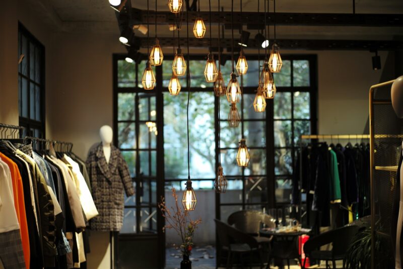 Rénovation boutique à Paris (01) : Comment réussir la vitrine