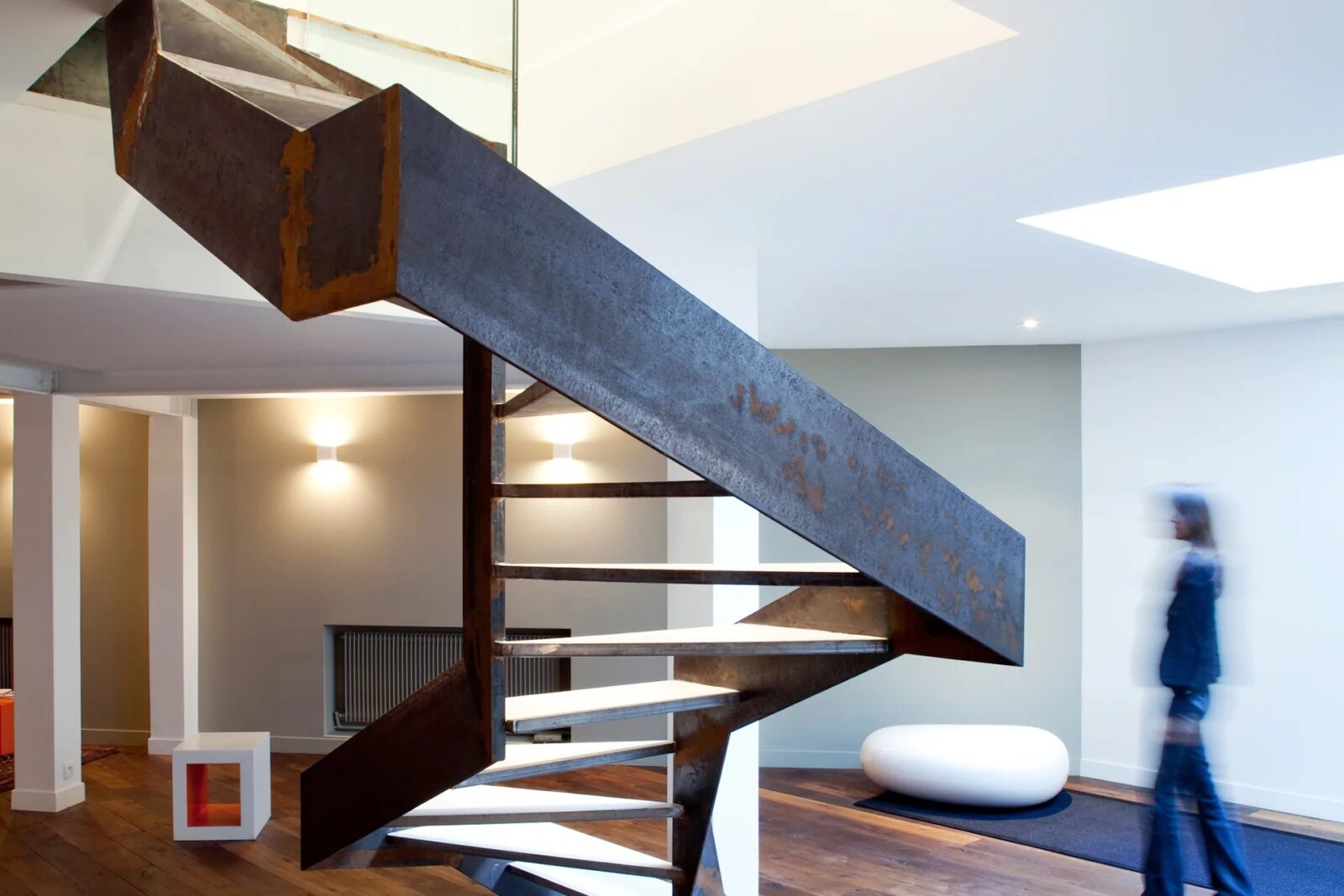 Escalier hélicoïdal en acier corten